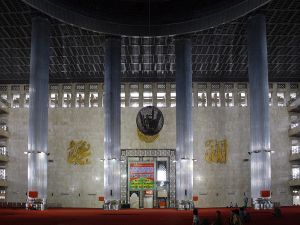 Istiqlal_Mosque_Minbar